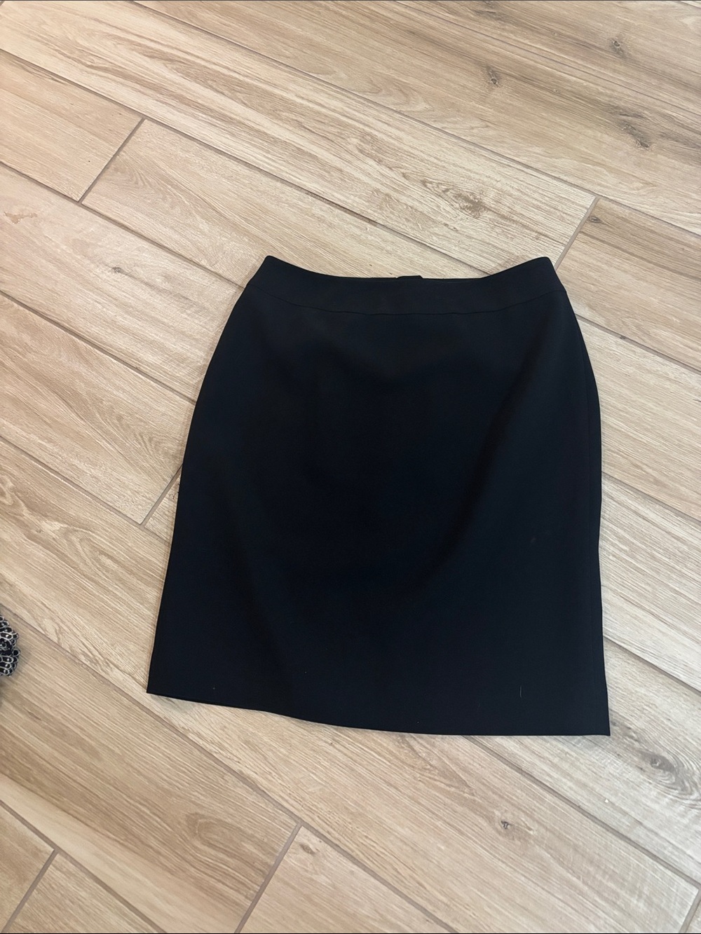 Black Anne Taylor skirt